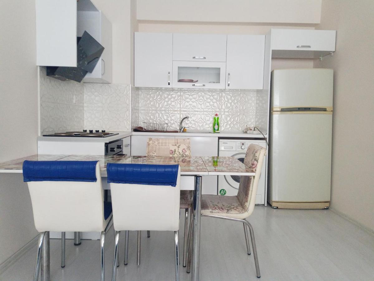 2 Bedroom Apartment In Istanbul Comfortable As Your Own Home Exterior foto